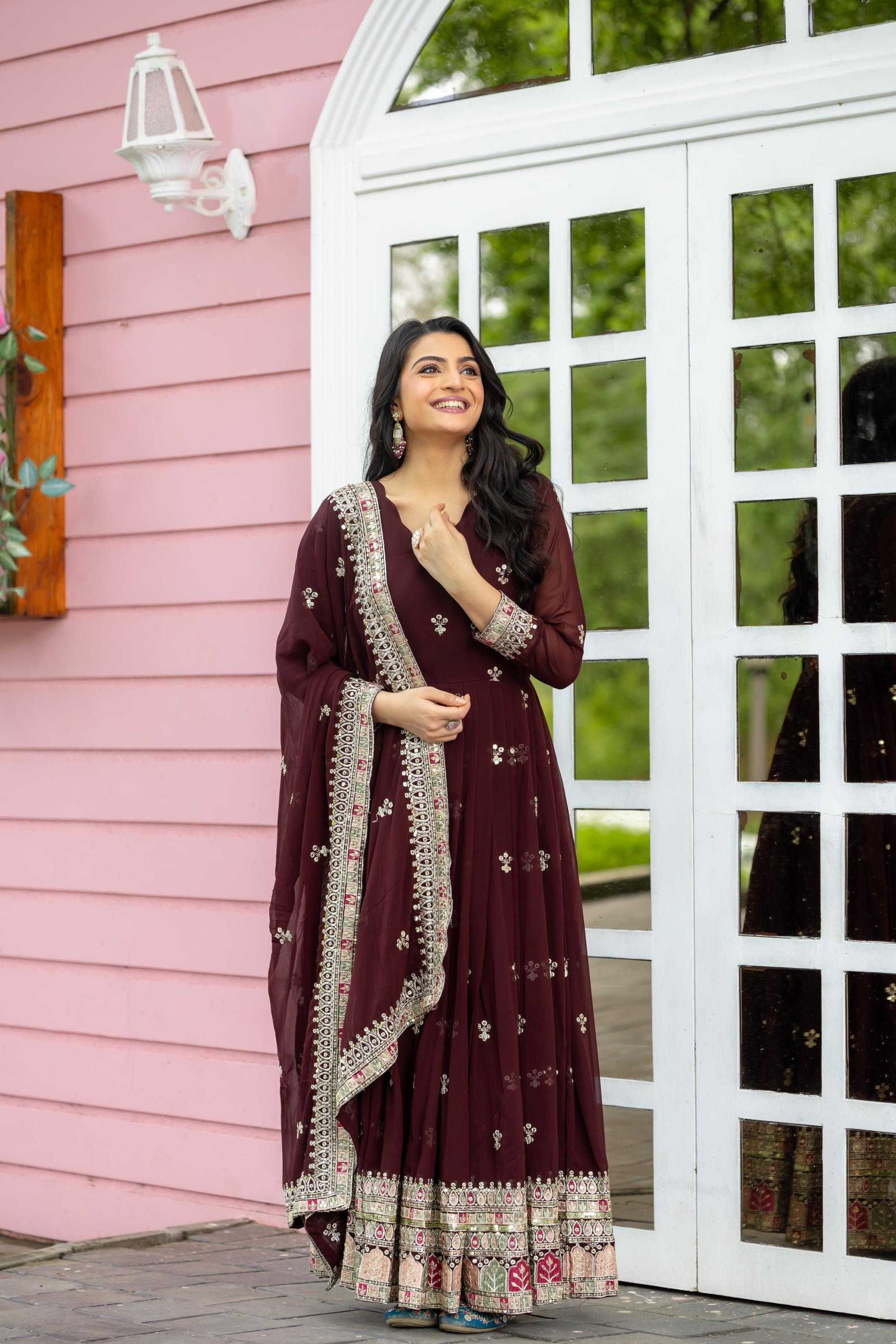 Ynf Georgette RIN197 Aayna-4253 Suits & Dresses Wedding Collections Festive Collections Wholesale Georgette Suit Wedding Suits Handloom Suits Manufacturer- Kapda Export