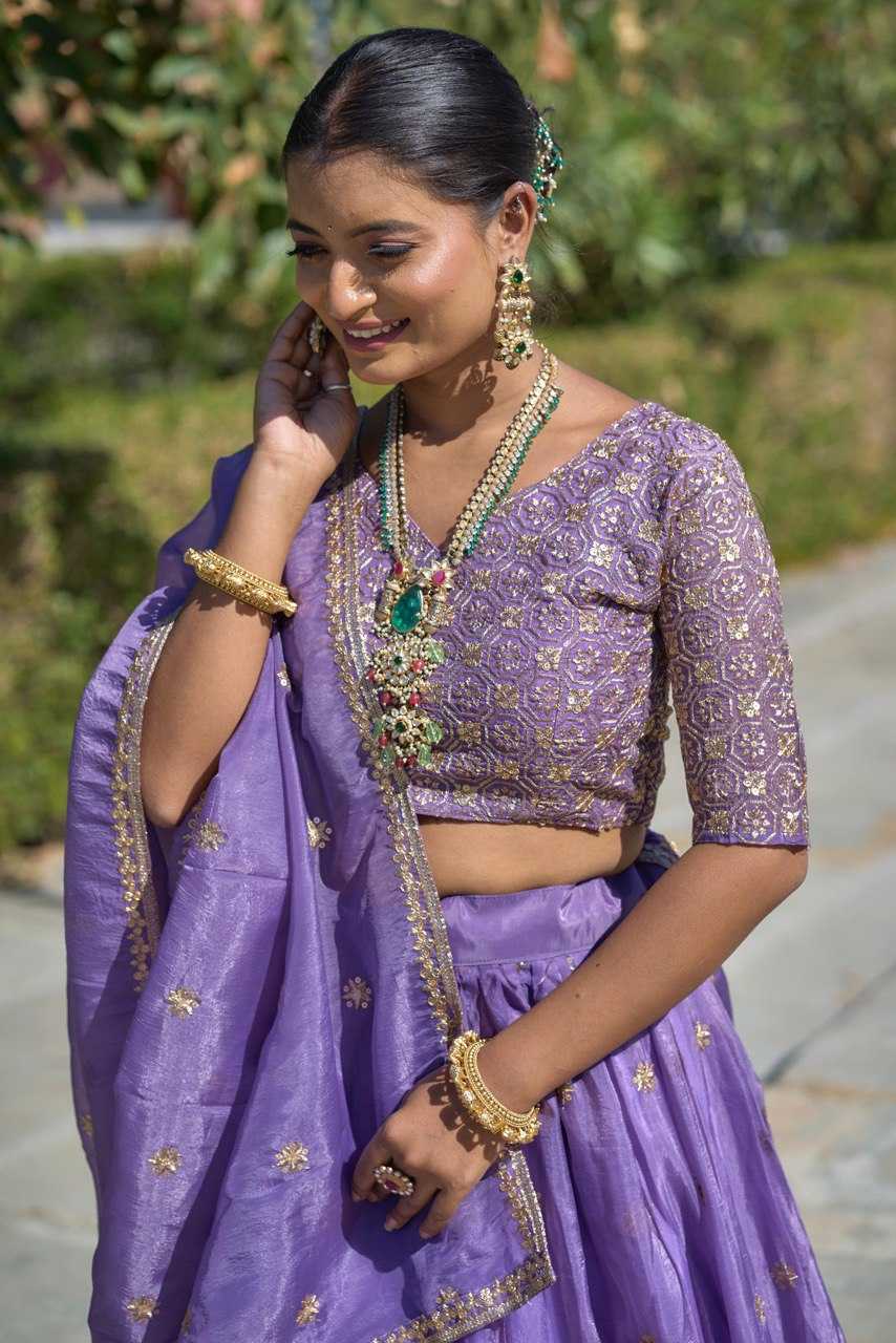 Ynf Soft Gold Crush RIN119 GRTN9006 Lehengas Wholesale Traditional Lehenga Embroidered Lehenga Purple Lehenga Manufacturer- Kapda Export