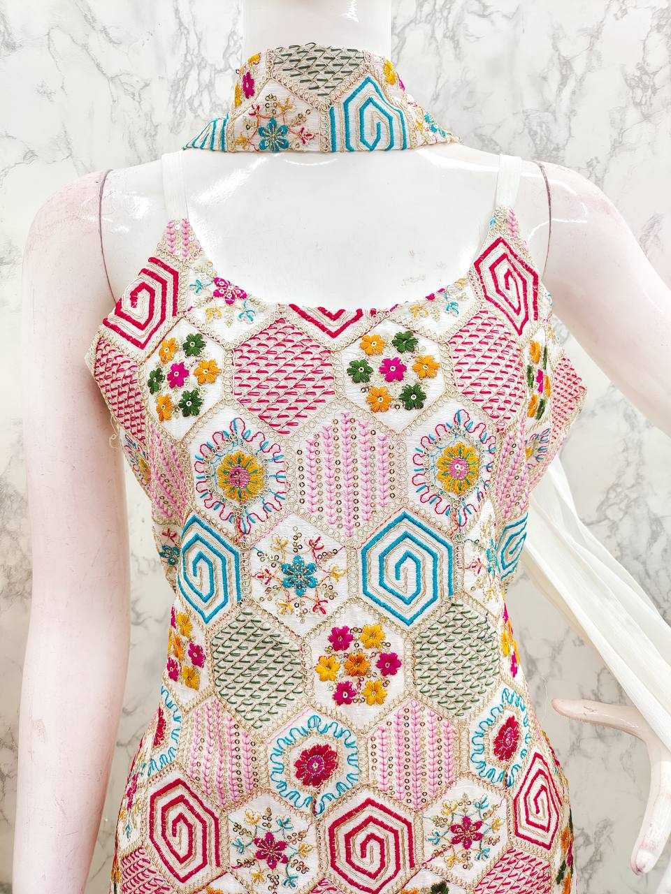 Ynf Chinon Silk RIN129 005 Suits & Dresses Wholesale Ladies Suits Embroidery Suits Palazzo Suit Sleeveless Dresses Manufacturer- Kapda Export