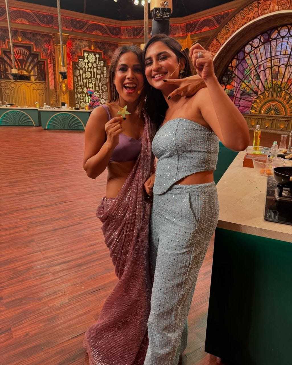 Ynf Georgette RIN157 105 Sarees Bollywood Collections Wholesale Sequin Sarees Nia Sharma Collection Manufacturer- Kapda Export