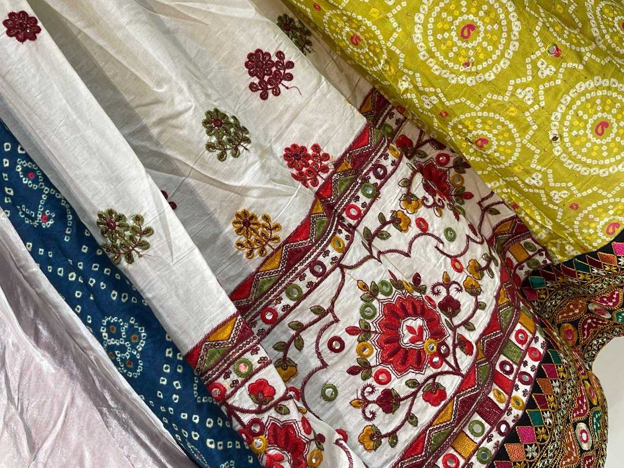 Ynf Handloom Silk KESH444 Classic Chaniya Choli Lehengas Wholesale Fancy Lehenga Chaniya Choli Handloom Lehenga Manufacturer- Kapda Export