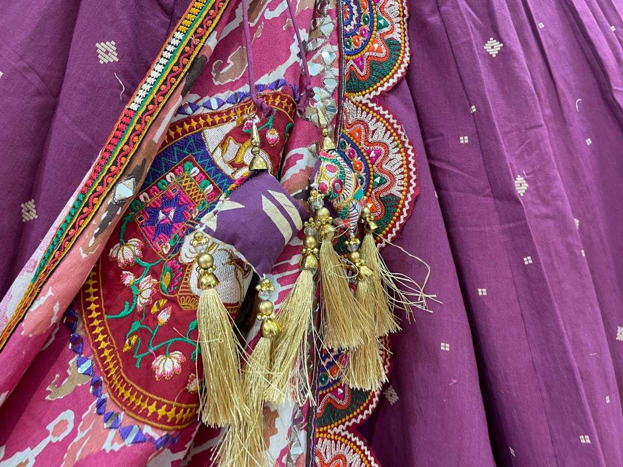 Ynf Handloom Silk KESH444 Classic Chaniya Choli Lehengas Wholesale Fancy Lehenga Chaniya Choli Handloom Lehenga Manufacturer- Kapda Export