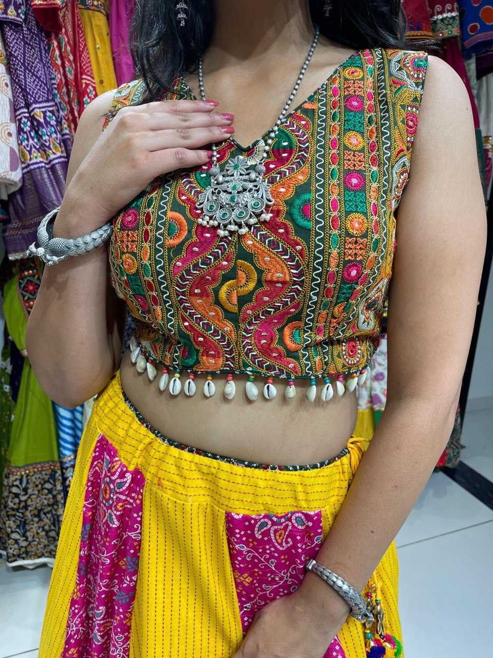 Ynf Handloom Silk KESH444 kutch work Lehengas Wholesale Rajwada Lehenga Chaniya Choli Handloom Lehenga Manufacturer- Kapda Export