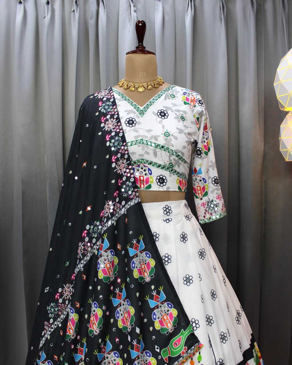 Ynf Muslin Cotton RIN207 1513 Lehengas Navratri Chaniya Choli Wholesale Designer Lehenga Choli Chaniya Choli Mirror Work Lehenga Manufacturer- Kapda Export