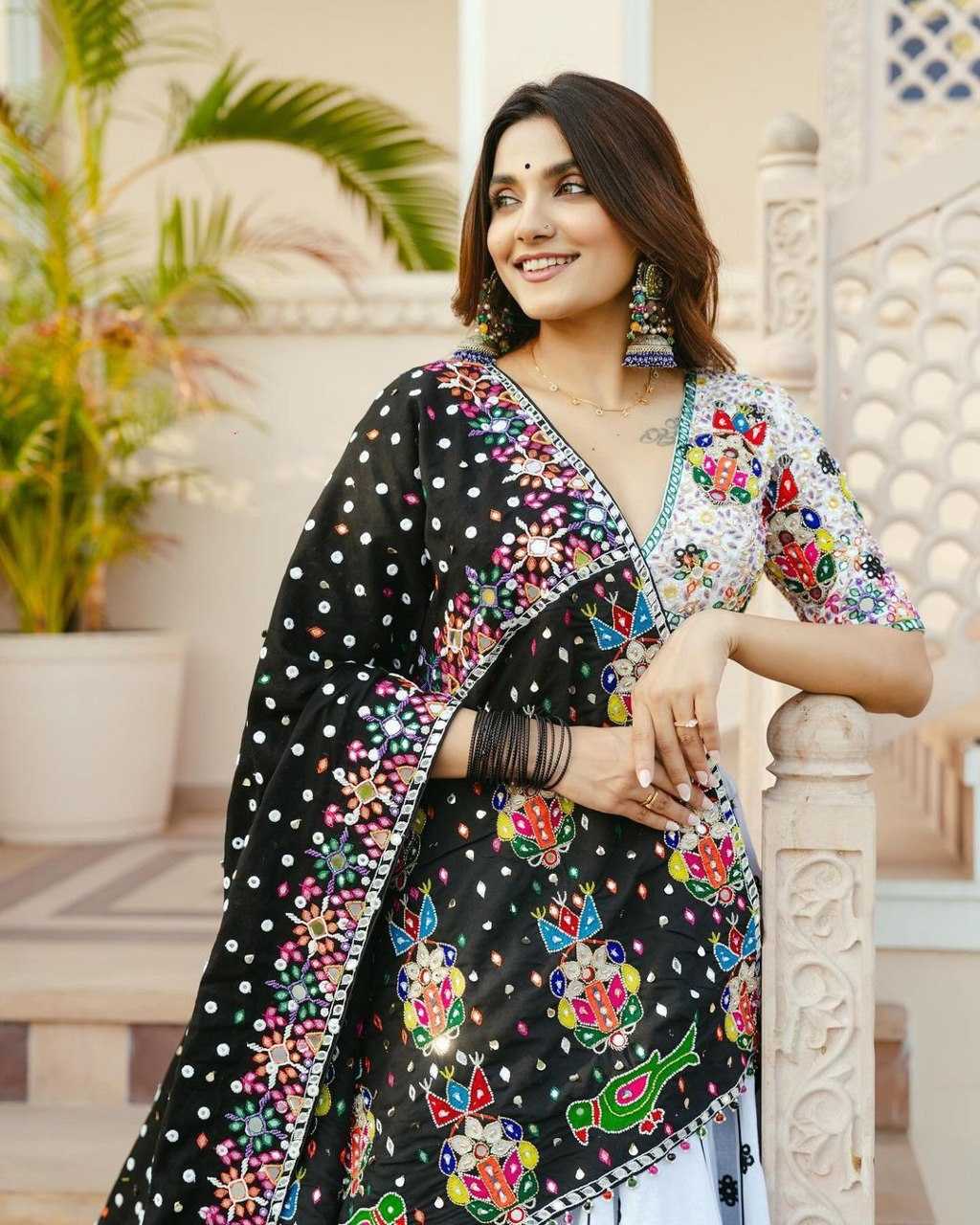 Ynf Muslin Cotton RIN207 1513 Lehengas Navratri Chaniya Choli Wholesale Designer Lehenga Choli Chaniya Choli Mirror Work Lehenga Manufacturer- Kapda Export