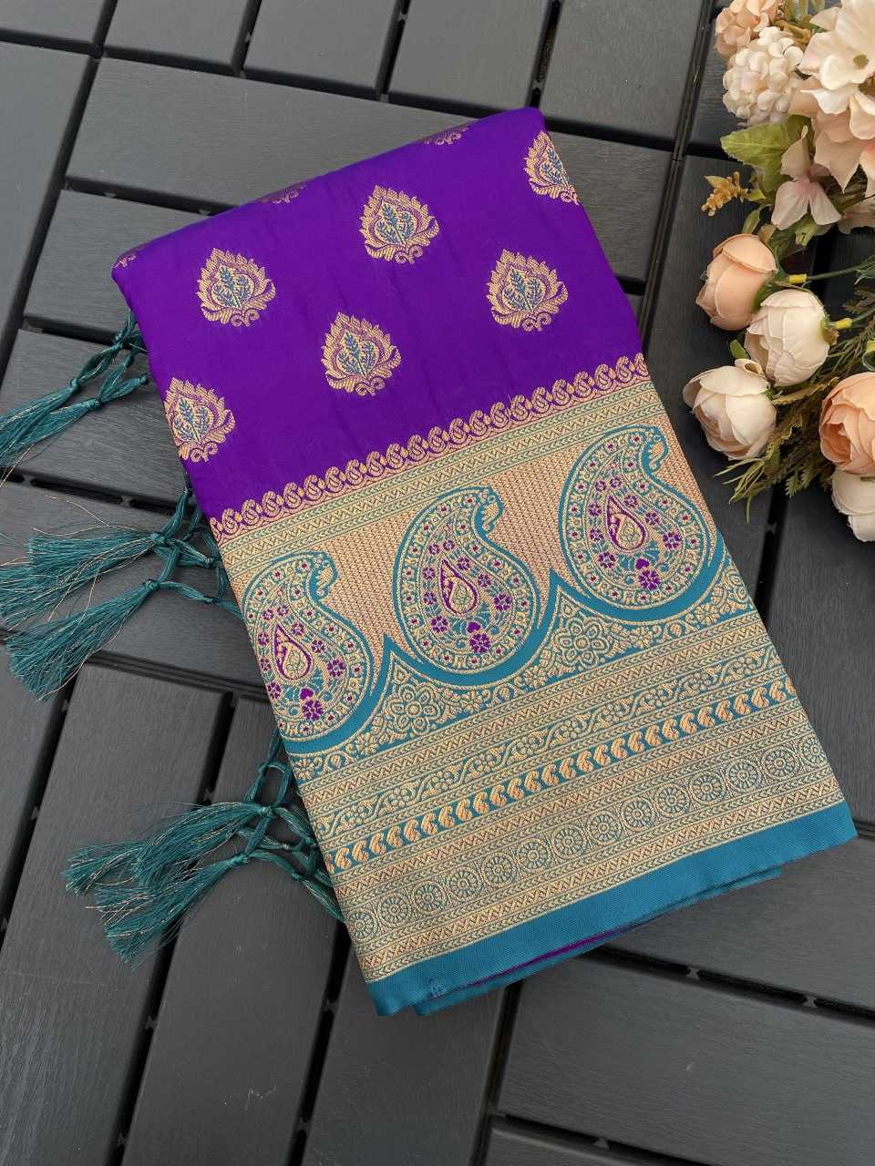 Ynf Soft Silk RIN116 3360 UNIQUE PAITHANI Silk Sarees Wholesale Patola Sarees Pure Zari Silk Sarees Silk Sarees With Contrast Pallu Manufacturer- Kapda Export