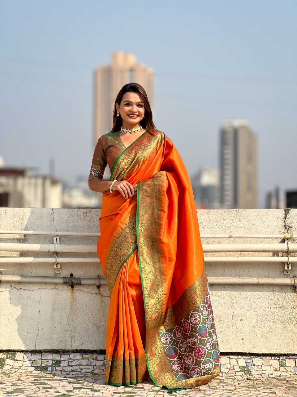 Ynf Tissue Silk RIN116 Tissue SAREES Silk Sarees Wholesale Heavy Silk Sarees Kanjeevaram Sarees Pure Zari Silk Sarees Manufacturer- Kapda Export