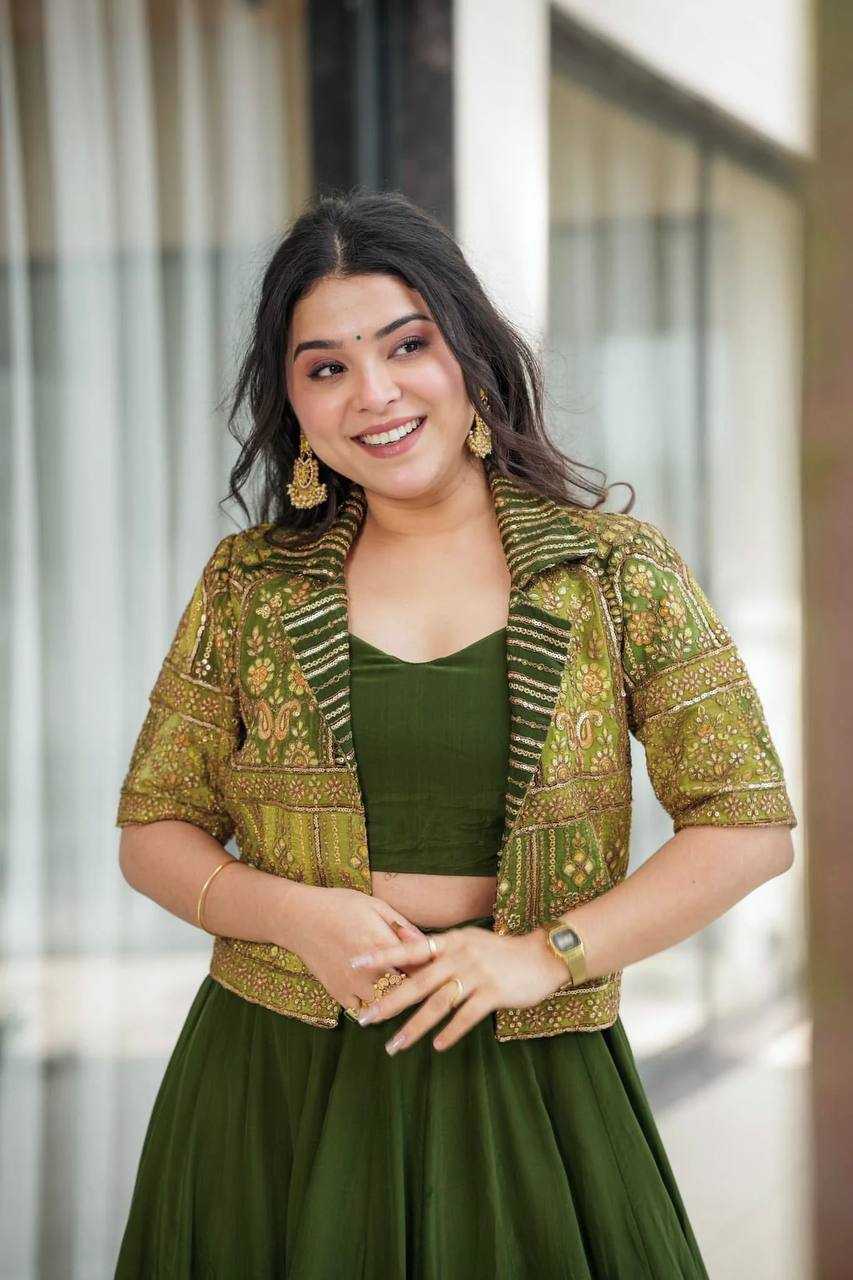 Ynf 3D Silk KESH490 641 Lehengas Wedding Collections Wholesale Silk Lehenga Designer Lehenga Choli Lehenga For Mehndi Mehendi Outfits Manufacturer- Kapda Export