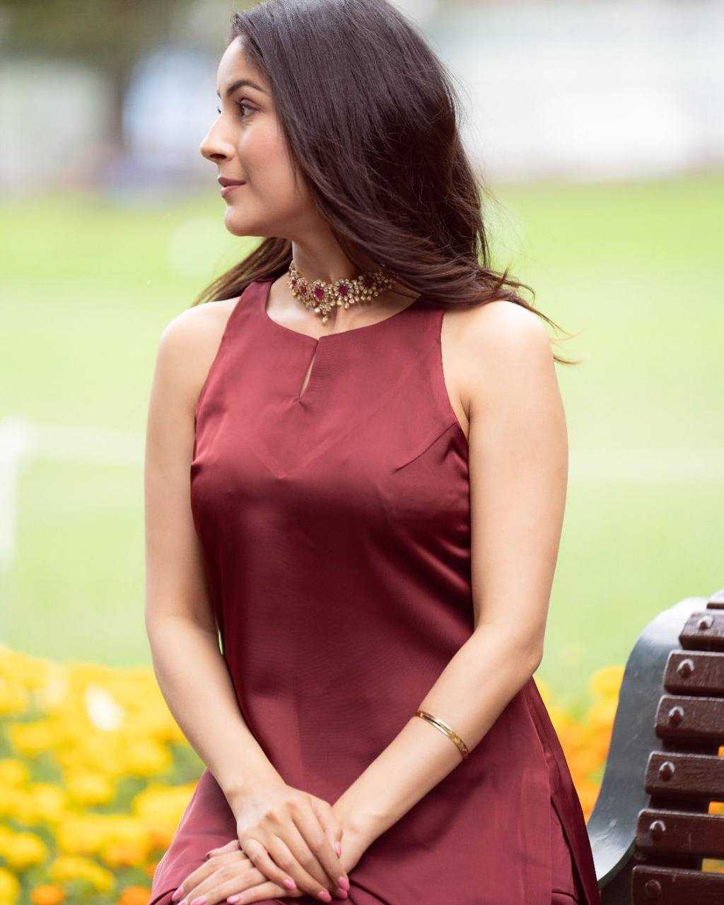 Ynf Satin RIN141 1949 Suits & Dresses Bollywood Collections Wholesale Designer dresses Hina Khan Collections Manufacturer- Kapda Export