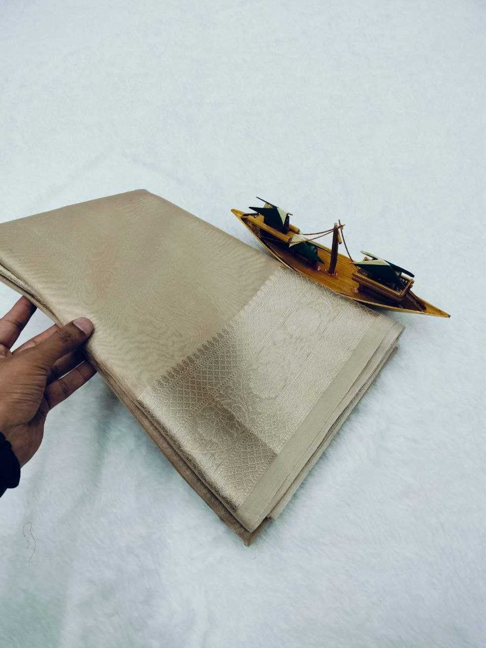 Ynf Banana Silk KESH525 Malaika Arora Silk Sarees Bollywood Collections Wholesale Banarasi Silk Sarees Malaika Arora Sarees Manufacturer- Kapda Export