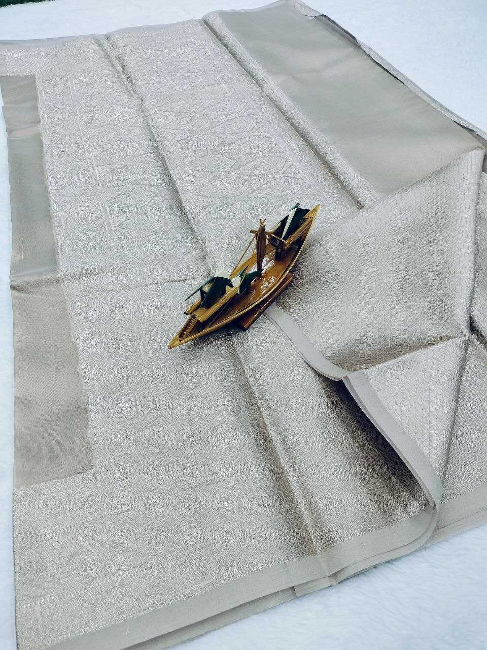 Ynf Banana Silk KESH525 Malaika Arora Silk Sarees Bollywood Collections Wholesale Banarasi Silk Sarees Malaika Arora Sarees Manufacturer- Kapda Export