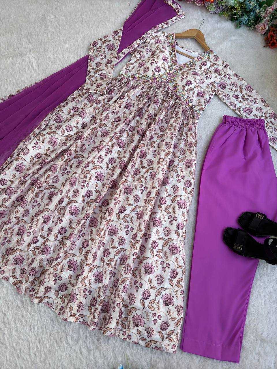 Ynf Chinon KESH513 447 Suits & Dresses Wholesale Alia Cut Suits Dresses Designer dresses Manufacturer- Kapda Export