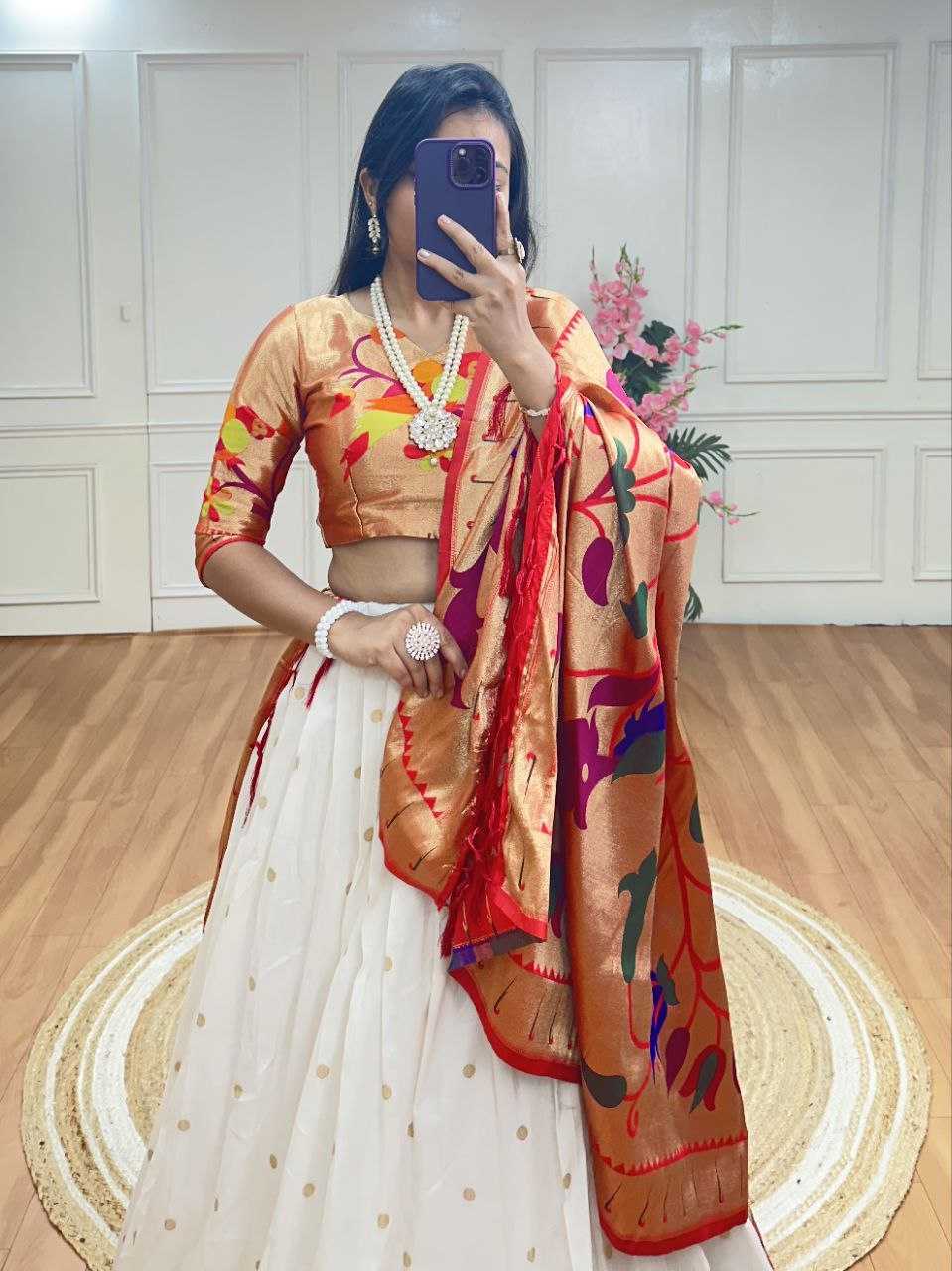 Ynf Jacquard KESH511 kanta bai Lehengas Wholesale Traditional Lehenga Paithani Lehenga White Lehenga Manufacturer- Kapda Export