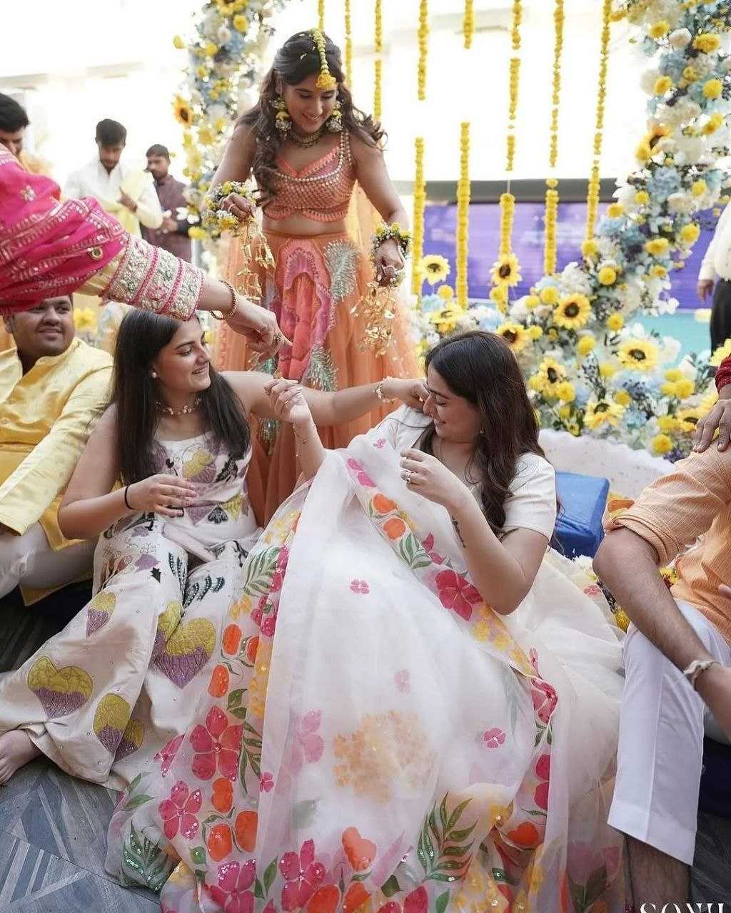 Ynf Silk KESH508 1052 Lehengas Wholesale Fancy Lehenga Printed Lehenga White Lehenga Manufacturer- Kapda Export