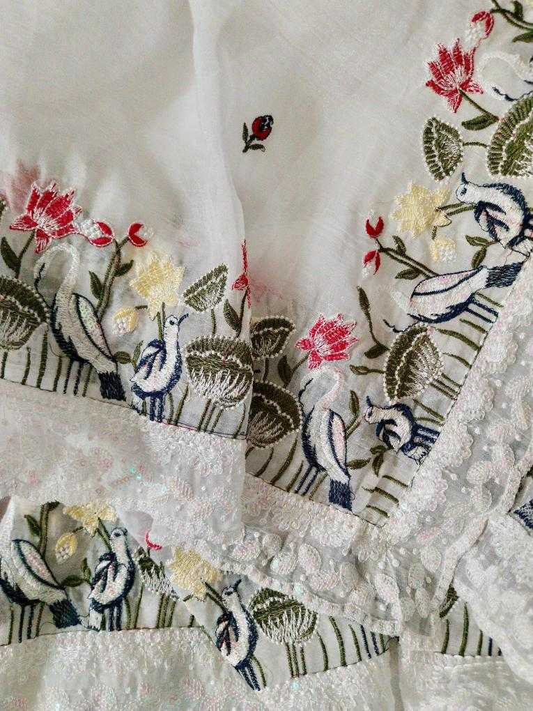 Ynf Crush Silk RIN164 SALT Silk Sarees Festive Collections Wholesale Embroidered Silk Sarees White Silk Sarees Onam Collections Manufacturer- Kapda Export