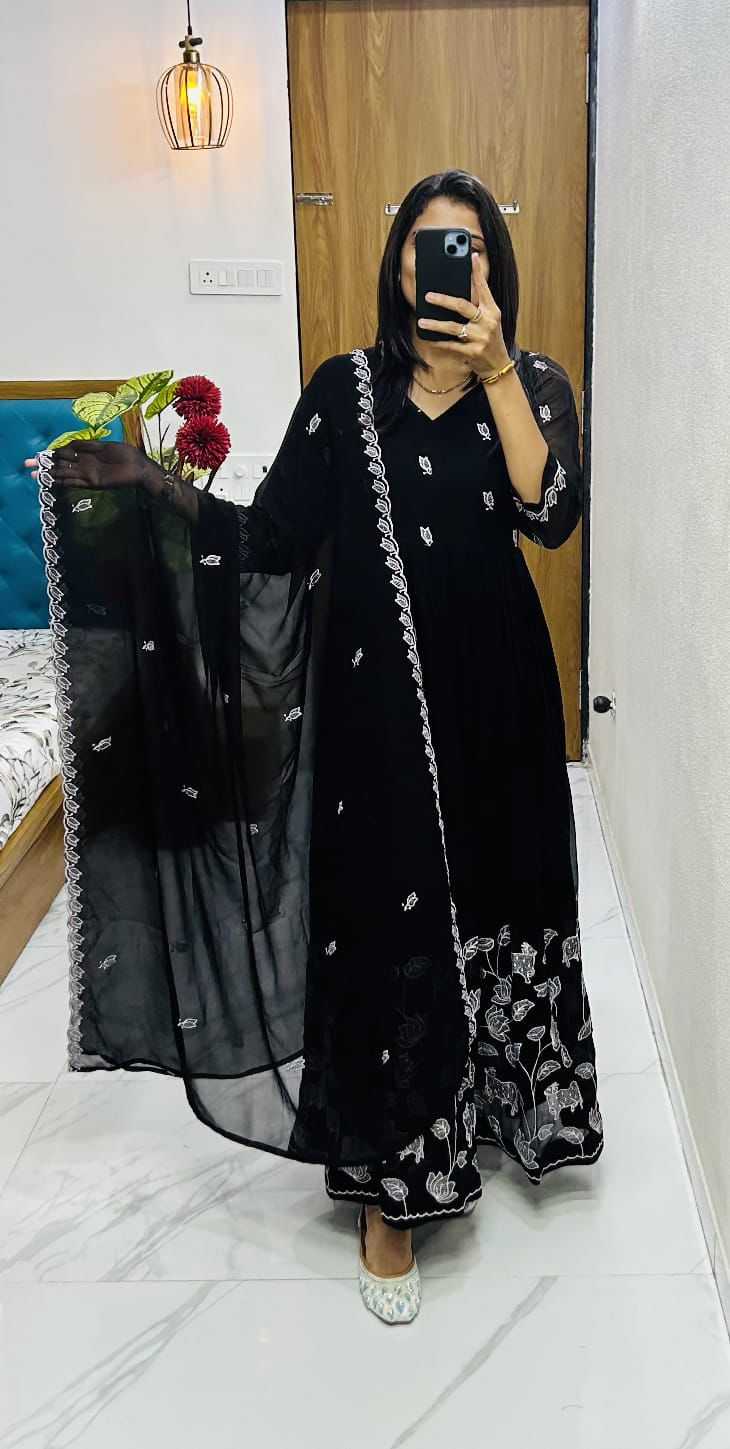 Ynf Georgette KESH576 Threads Gowns Wholesale Georgette Gown Designer Gowns Black Gown Manufacturer- Kapda Export