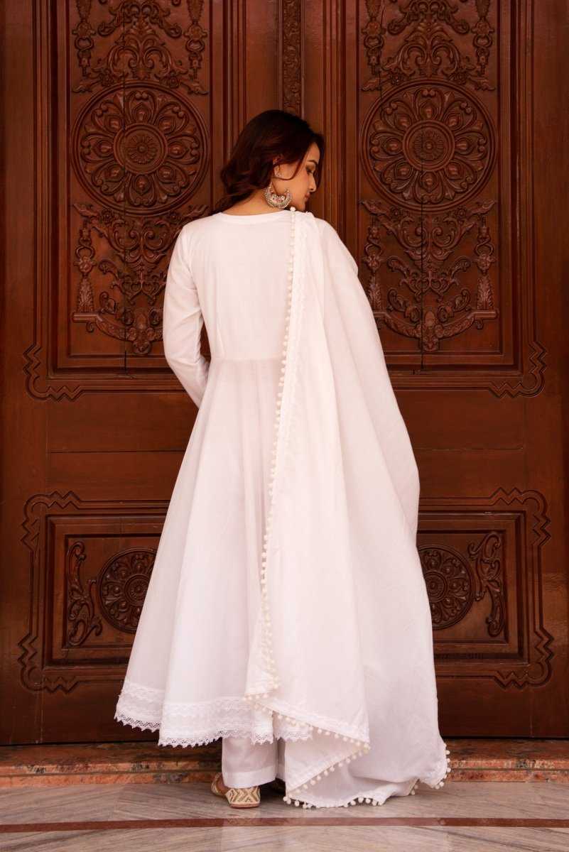 Ynf Georgette RIN157 2207 Gowns Festive Collections Plus Size Collections Wholesale Georgette Gown White Gown Onam Collections Manufacturer- Kapda Export