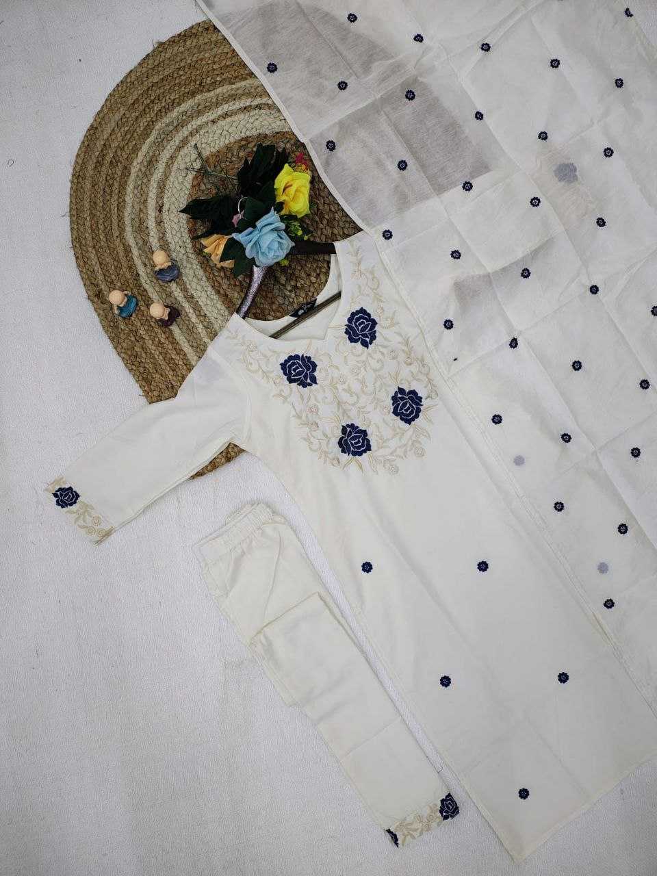 Ynf Rayon KESH517 H21 Kurti Wholesale Rayon Kurtis Embroidered Kurtis White Kurtis Manufacturer- Kapda Export