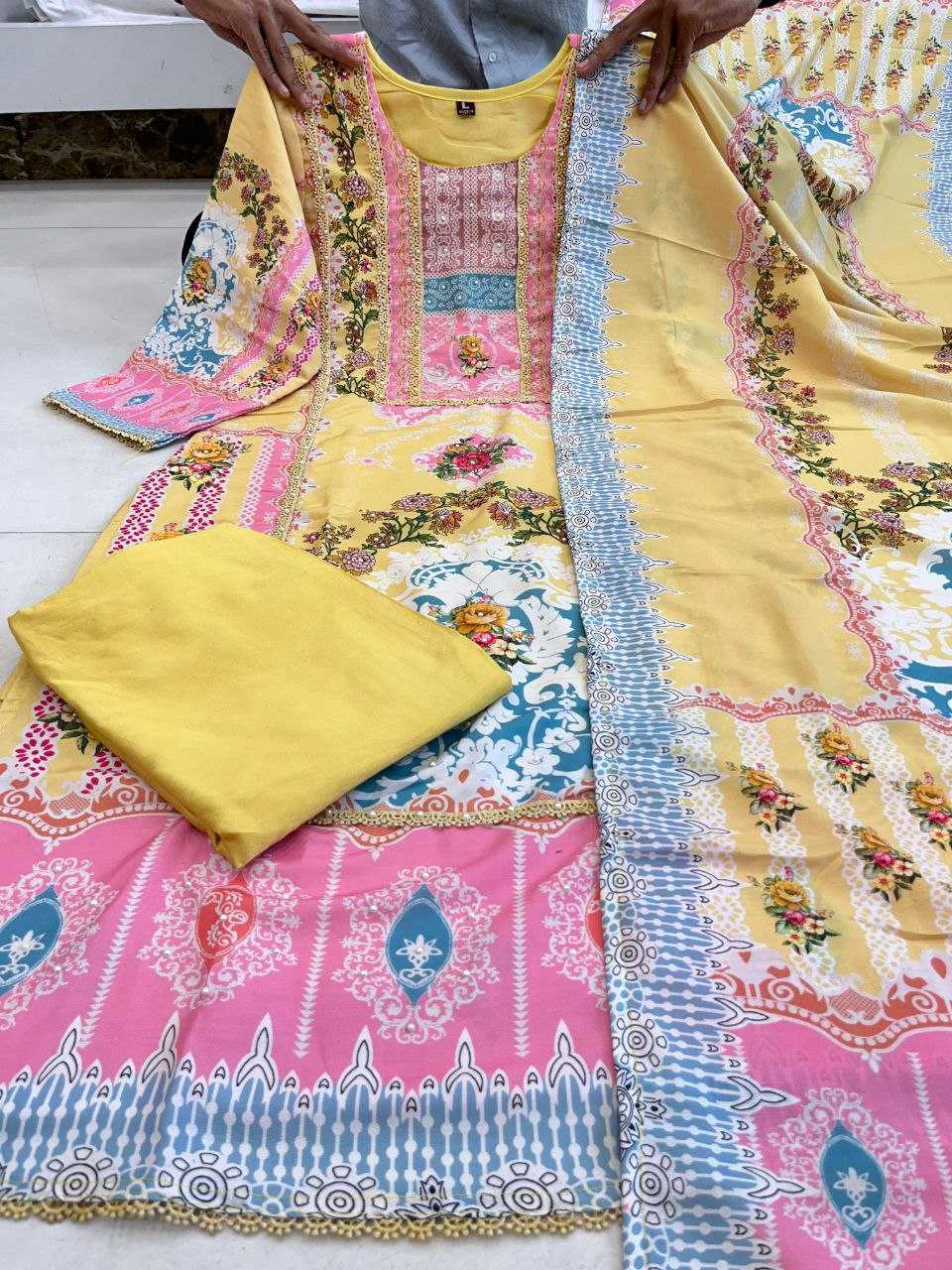 Ynf Soft Silk KESH602 SOFT LOOM Suits & Dresses Wholesale Printed Suits Party wear suits Yellow Salwar Suit Manufacturer- Kapda Export