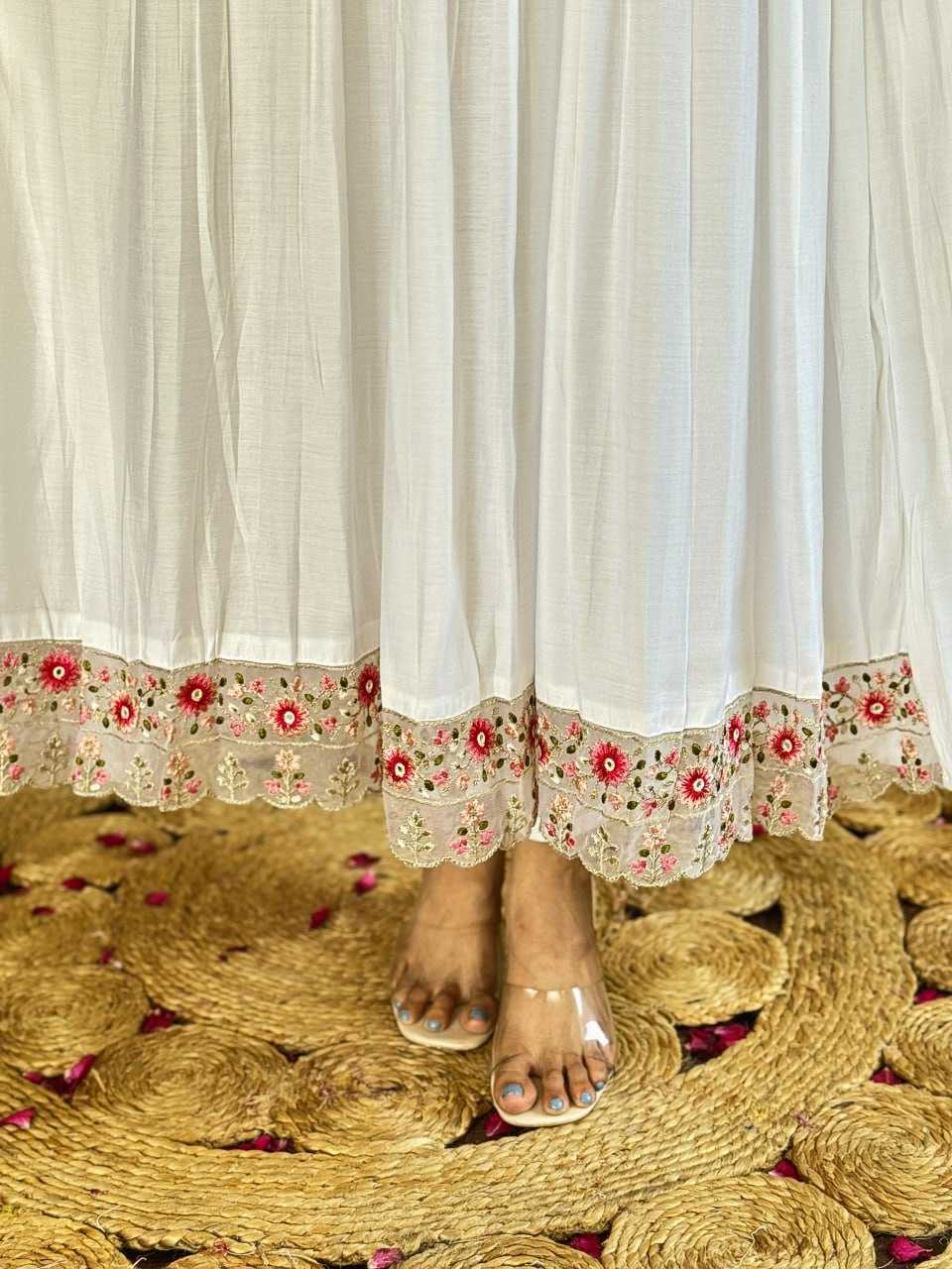 Ynf Viscose Chanderi KESH595 VI-Kanika Kurti Wholesale Festive Kurtis Embroidered Kurtis White Kurtis Manufacturer- Kapda Export