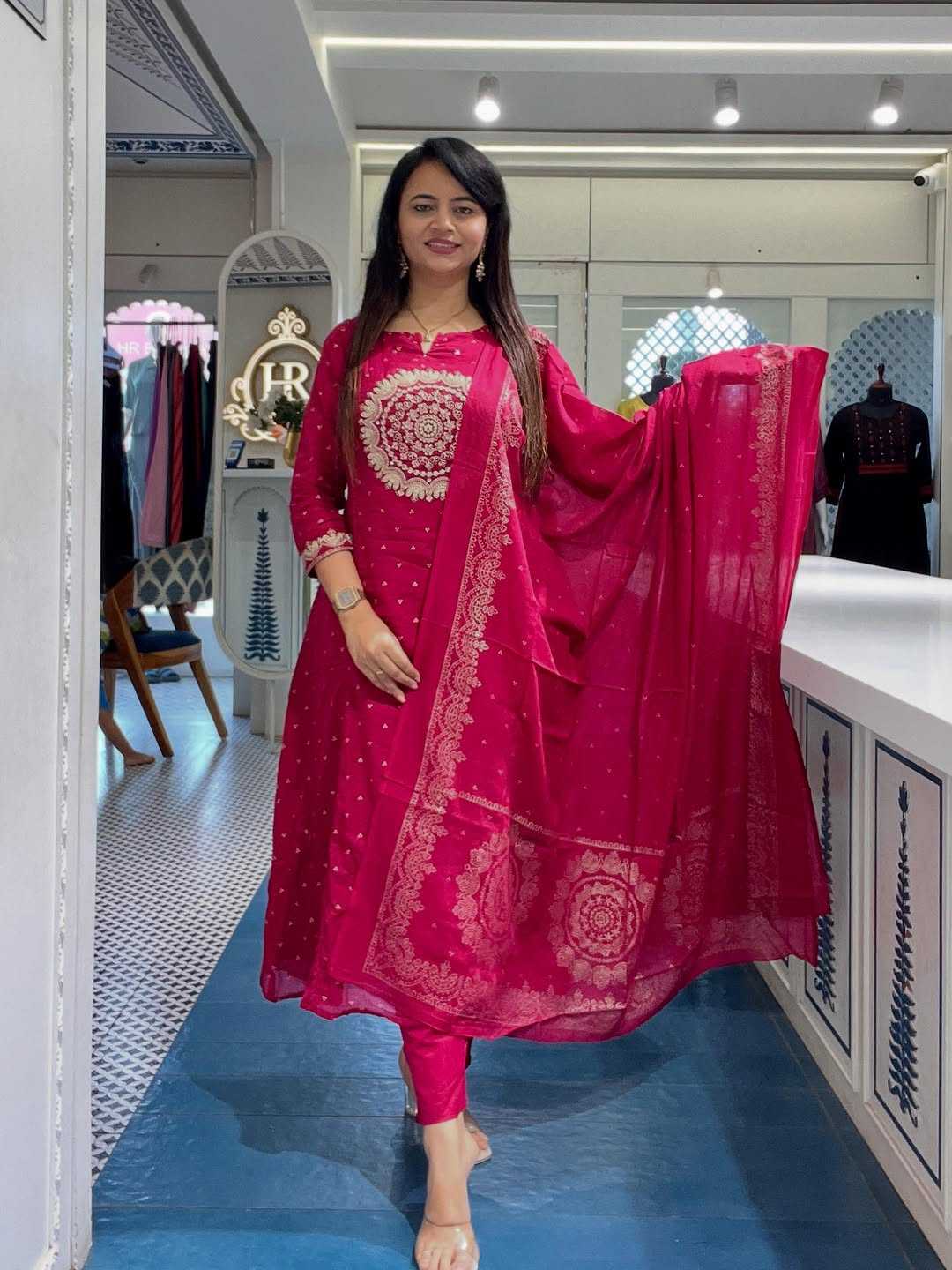 Ynf Cotton RIN190 LADDER Setwise Collections Wholesale Kurtis Catalogs Manufacturer- Kapda Export