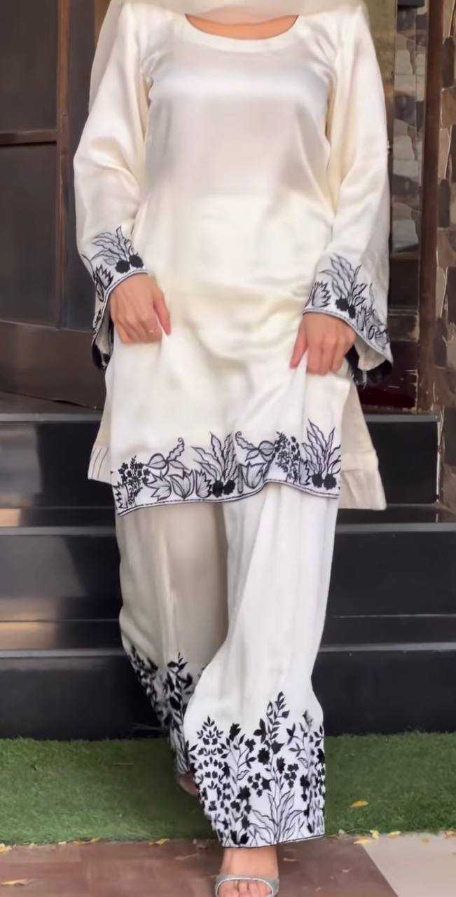 Ynf Crepe Silk KESH528 2009 Suits & Dresses Wholesale Embroidery Suits Silk Suits White Salwar Suit Manufacturer- Kapda Export