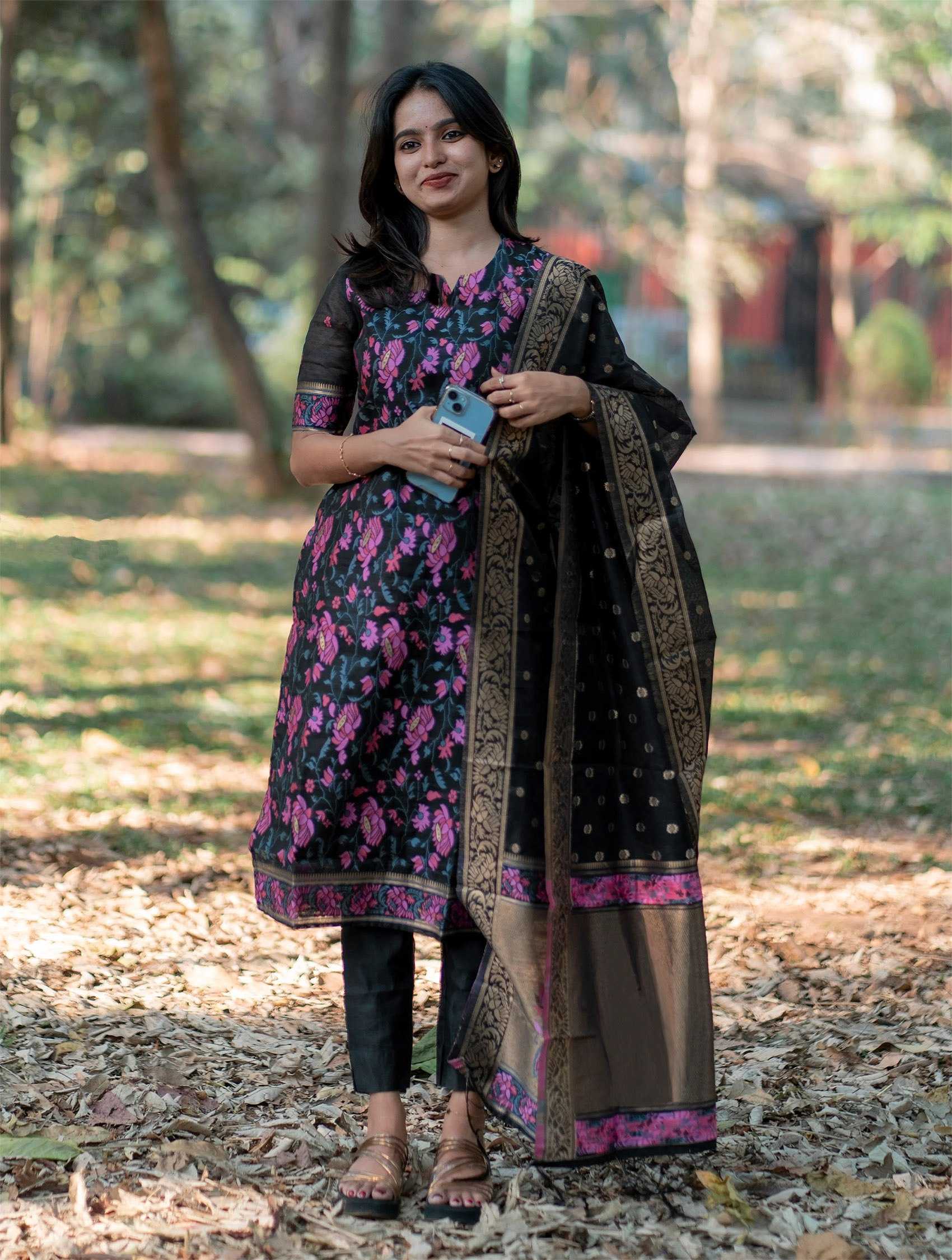 Ynf Jacquard KESH334 Momos Kurti Wholesale Printed Kurtis Kurti Bottom With Dupatta Ladies Kurti Manufacturer- Kapda Export