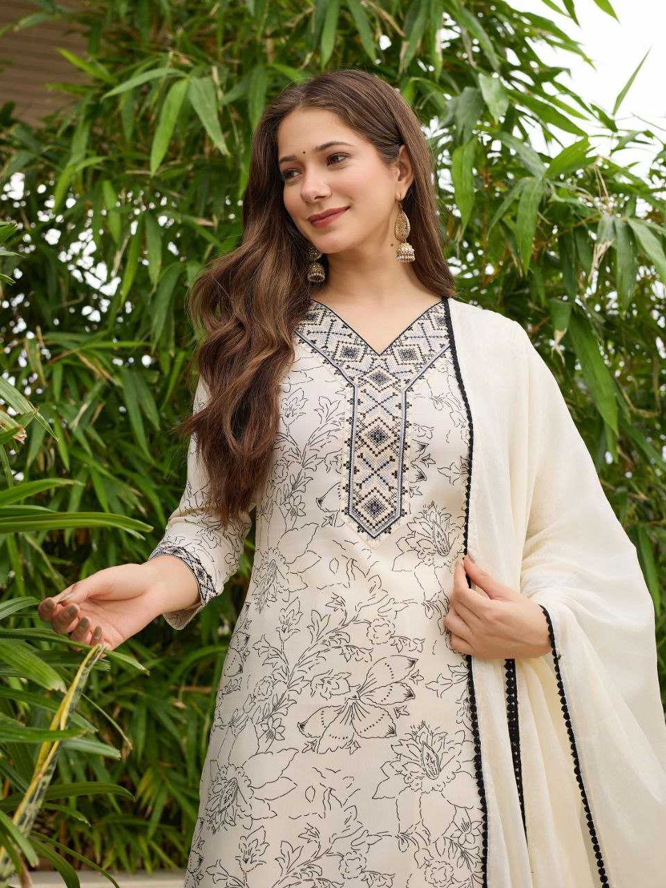 Ynf Rayon KESH529 REGINA Suits & Dresses Wholesale Ladies Silk Suit Party wear suits White Salwar Suit Manufacturer- Kapda Export