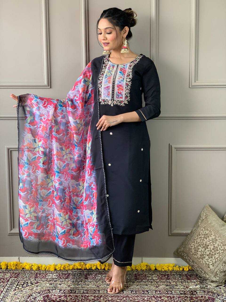 Ynf Rayon RIN131 543 Suits & Dresses Wholesale Embroidery Suits Party wear suits Black Salwar Suit Manufacturer- Kapda Export