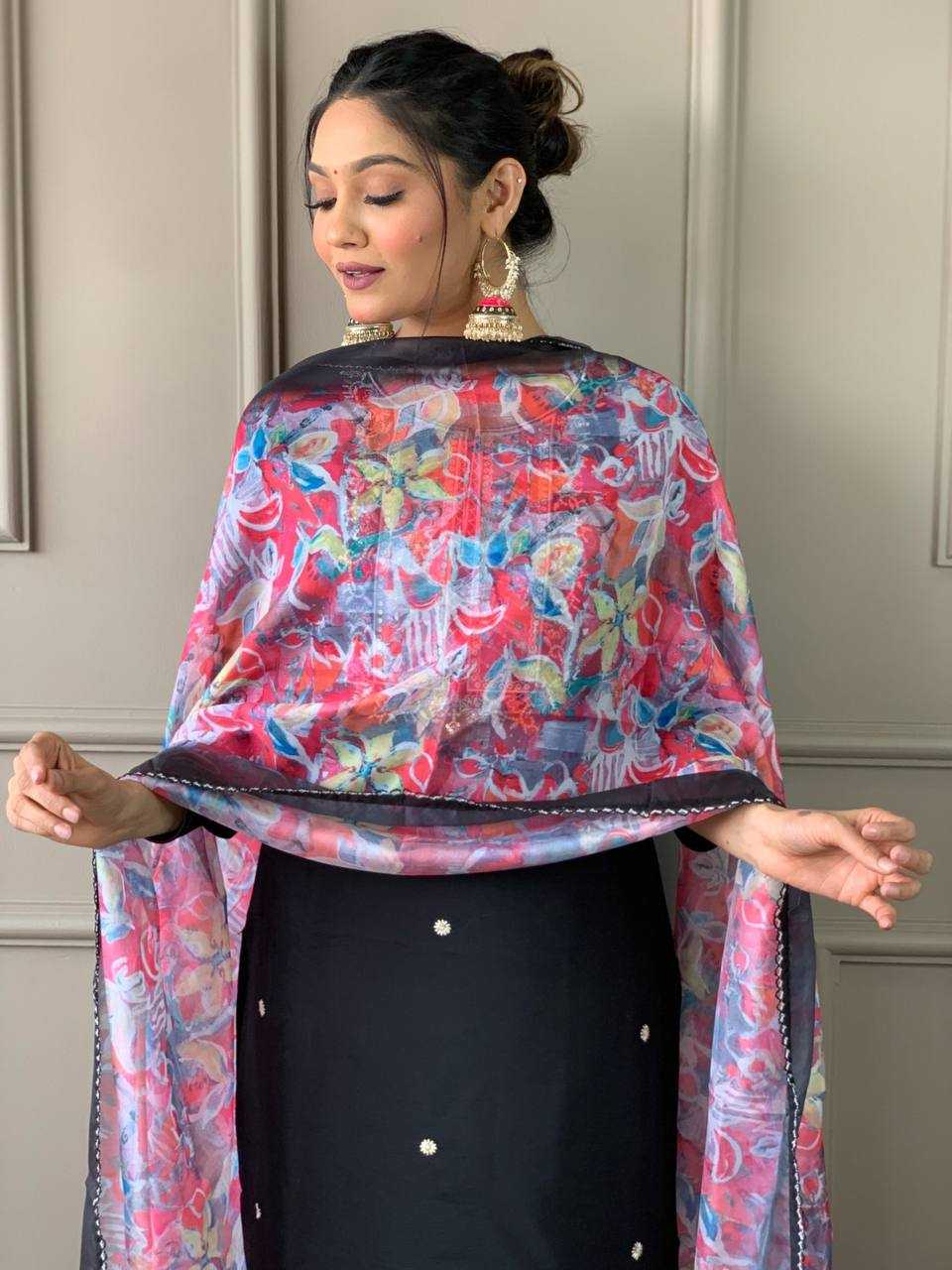 Ynf Rayon RIN131 543 Suits & Dresses Wholesale Embroidery Suits Party wear suits Black Salwar Suit Manufacturer- Kapda Export