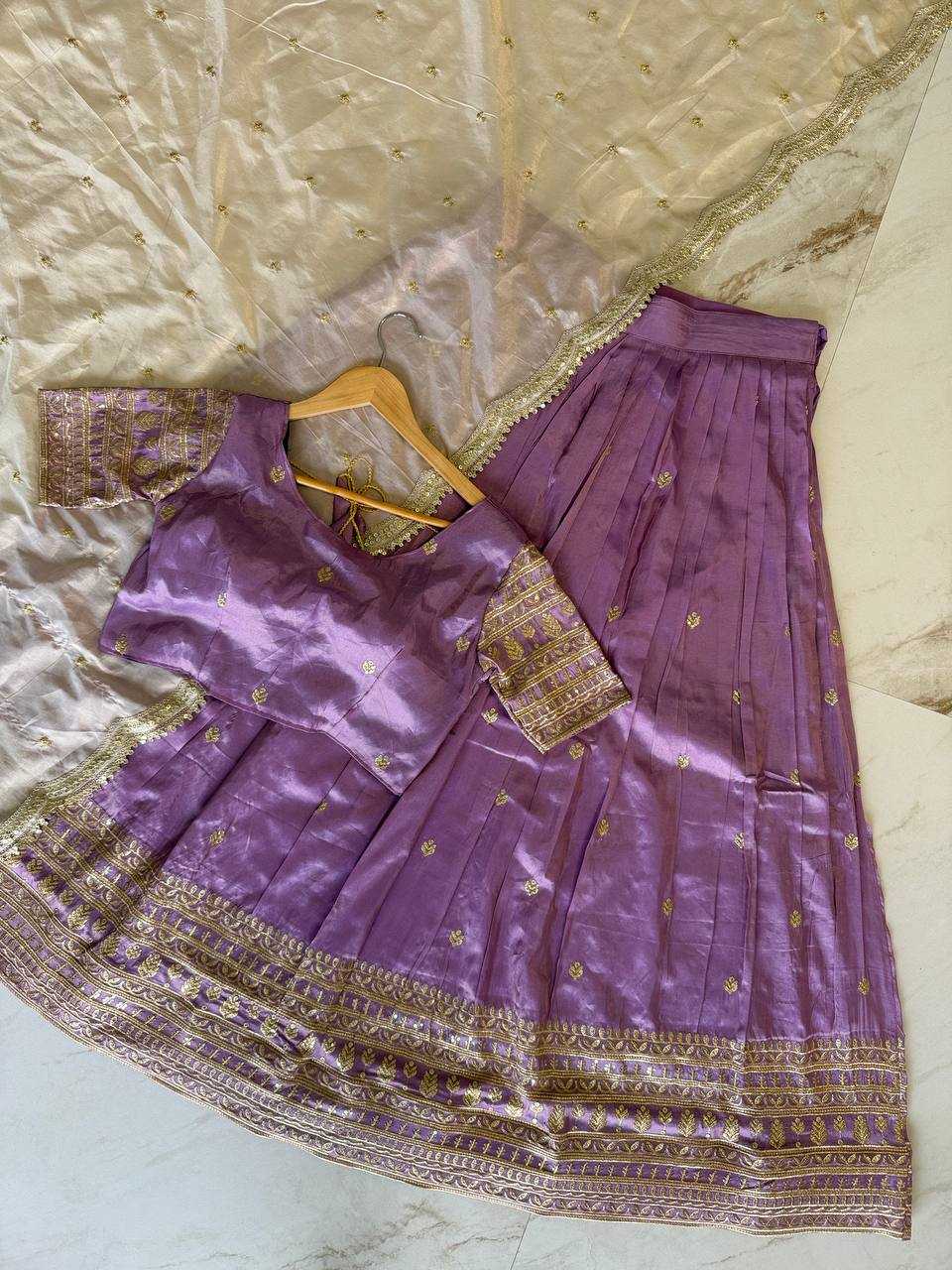 Ynf Shimmer silk KESH598 VNX1073 Sarees Festive Collections Wholesale Indian Sarees Lehenga Sarees Half Sarees Onam Collections Manufacturer- Kapda Export