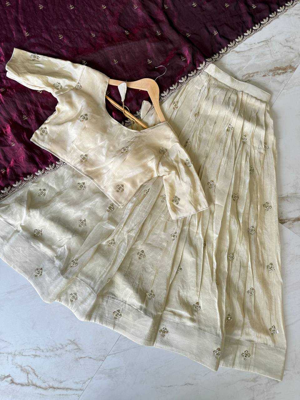 Ynf Tissue Silk KESH598 VNX1071 Sarees Wholesale Indian Sarees Lehenga Sarees Half Sarees Manufacturer- Kapda Export