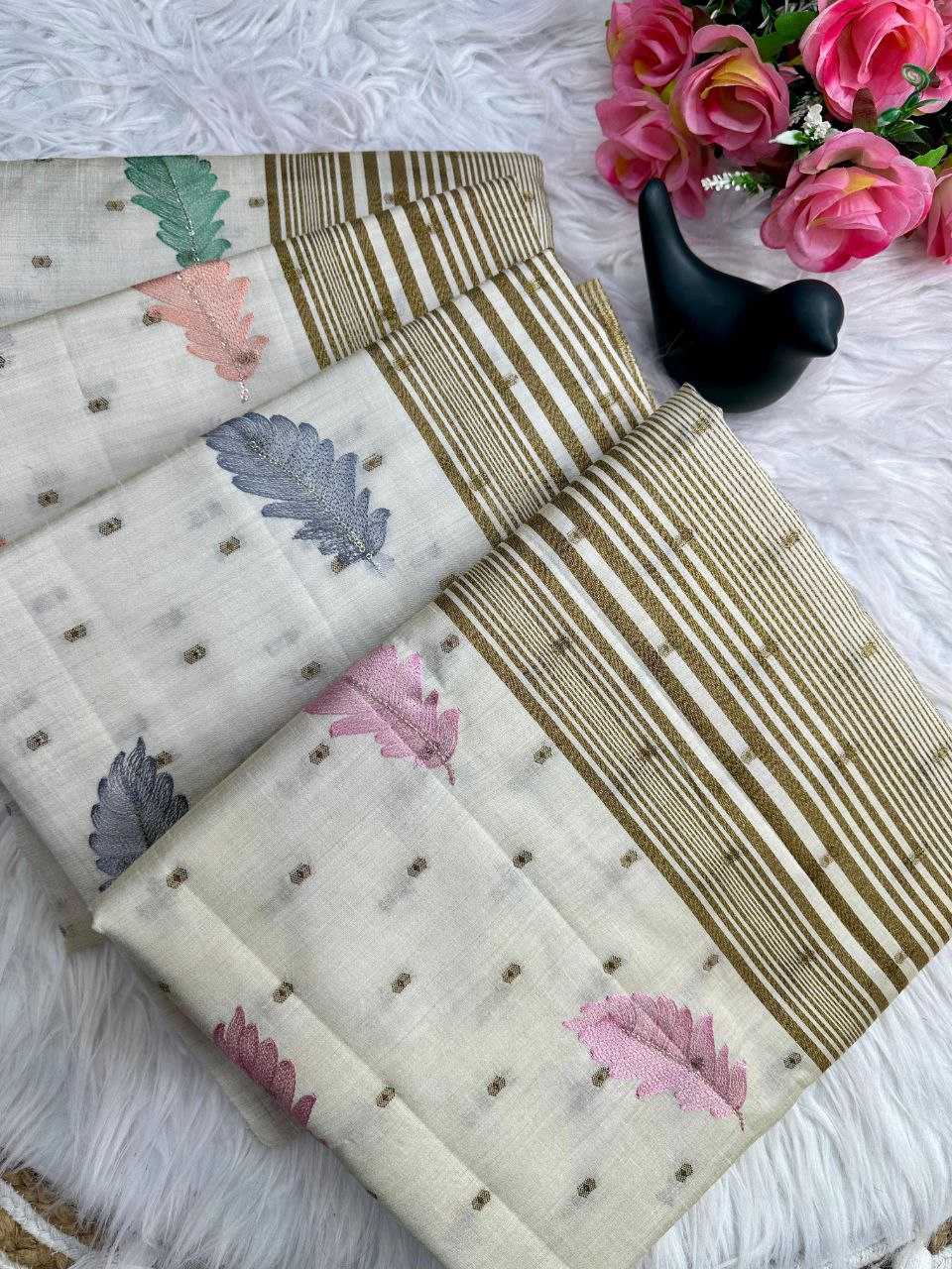 Ynf Tussar Silk KESH488 BHUMI Sarees Wholesale White Sarees Traditional Sarees Tussar Sarees Manufacturer- Kapda Export