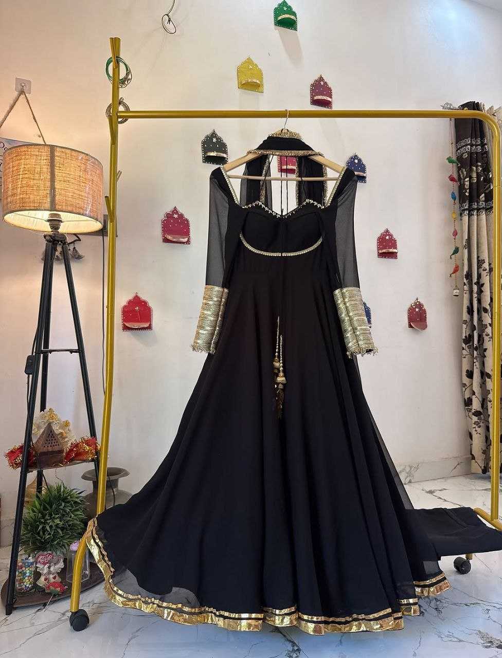 Ynf Georgette RIN157 PC-2249 Gowns Wholesale Georgette Gown Lace Gowns Black Gown Manufacturer- Kapda Export