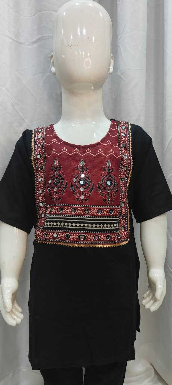 Ynf Rayon KESH625 YUMI Suits & Dresses Mother & Daughter Combo Plus Size Collections Wholesale Party Wear Dresses Mother Daughter Ethnic Sets Mother Daughter Casual Dresses Manufacturer- Kapda Export