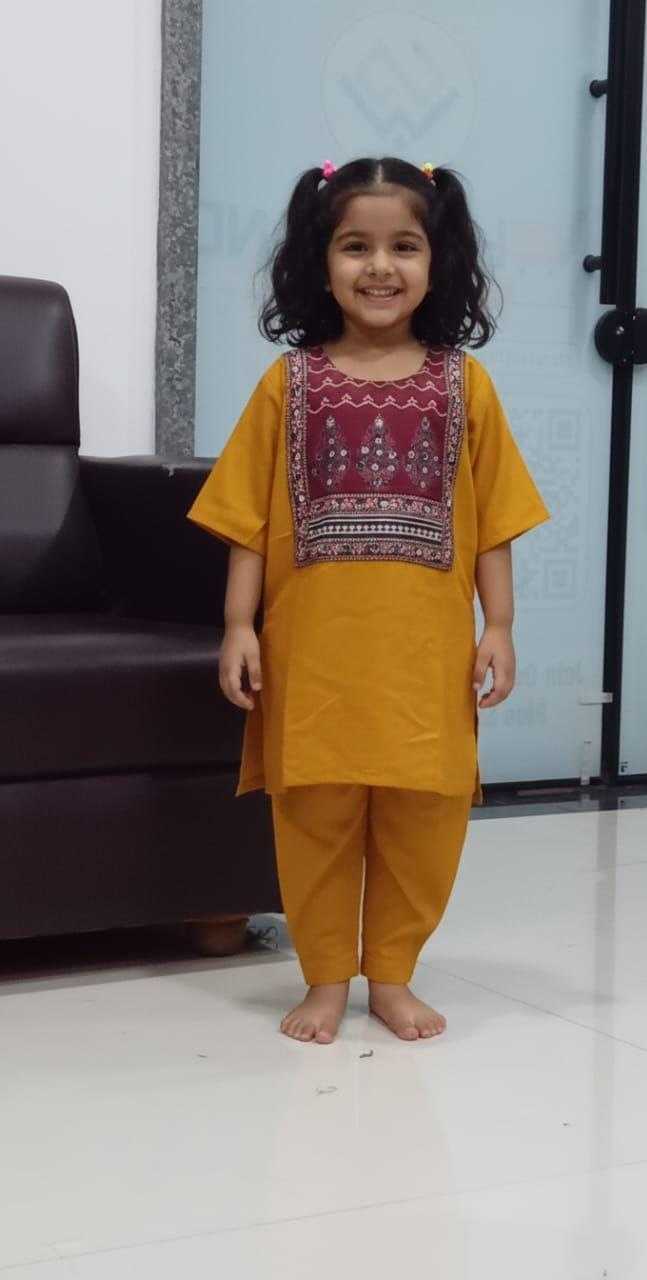 Ynf Rayon KESH625 YUMI Suits & Dresses Mother & Daughter Combo Plus Size Collections Wholesale Party Wear Dresses Mother Daughter Ethnic Sets Mother Daughter Casual Dresses Manufacturer- Kapda Export