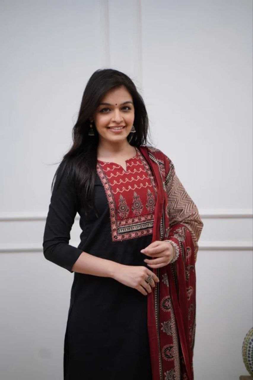 Ynf Rayon KESH625 YUMI Suits & Dresses Mother & Daughter Combo Plus Size Collections Wholesale Party Wear Dresses Mother Daughter Ethnic Sets Mother Daughter Casual Dresses Manufacturer- Kapda Export