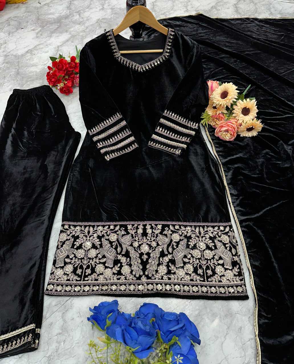 Ynf Velvet KESH523 228 Suits & Dresses Wedding Collections Festive Collections Wholesale Velvet Suits Embroidery Suits Black Salwar Suit Manufacturer- Kapda Export