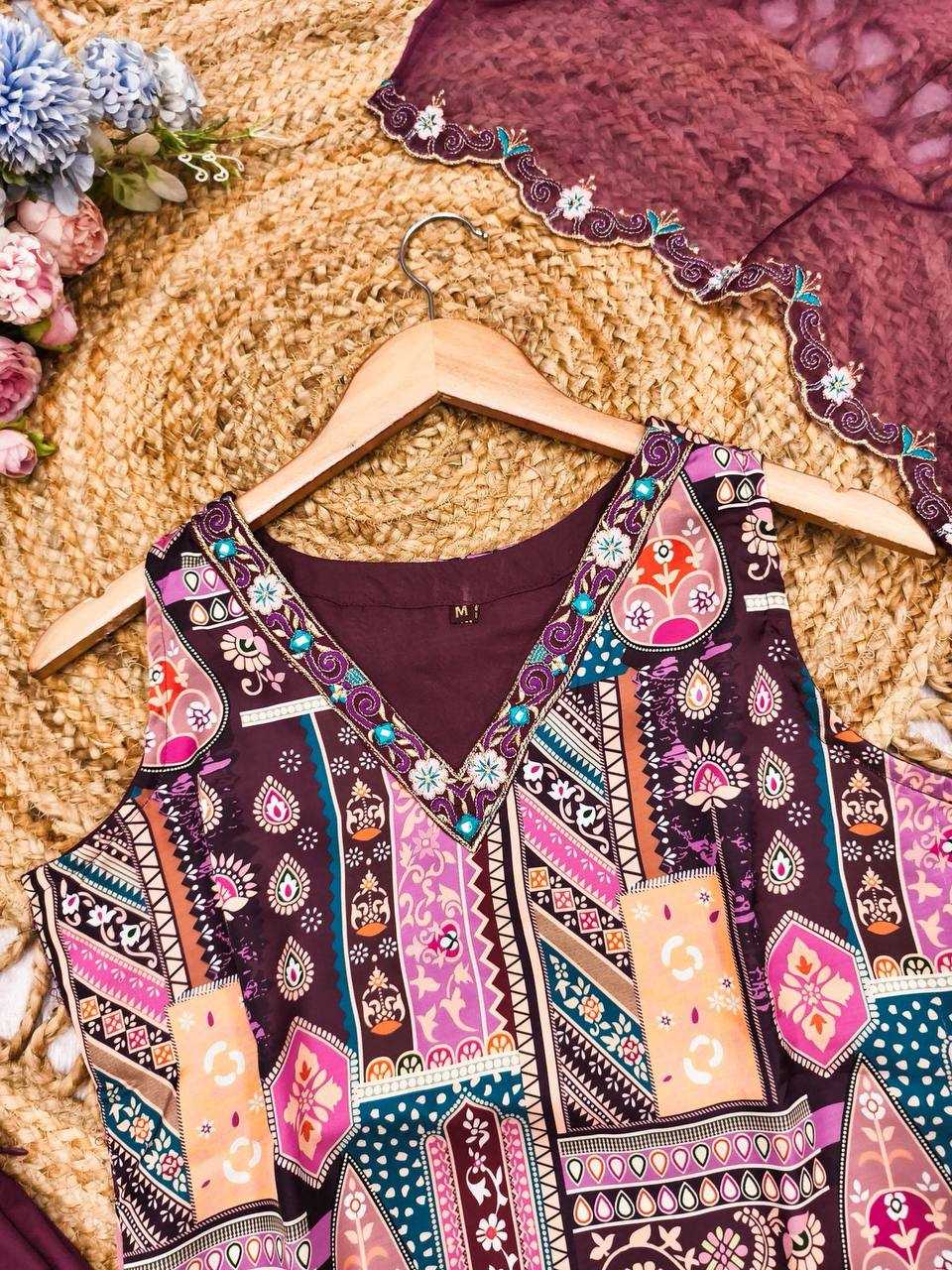 Ynf Crepe KESH501 Elegant Suits & Dresses Wholesale Ladies Suits Printed Suits Embroidery Suits Patiala Suits Manufacturer- Kapda Export