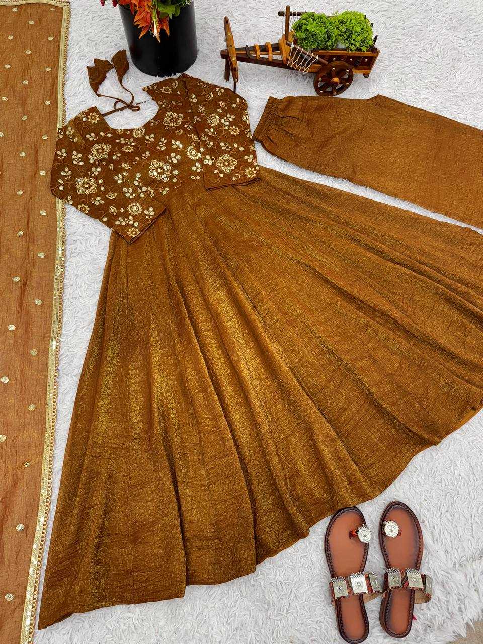 Ynf Crunchi KESH499 5290 Gowns Wholesale Fancy Gowns Embroidery Gowns Lace Gowns Manufacturer- Kapda Export