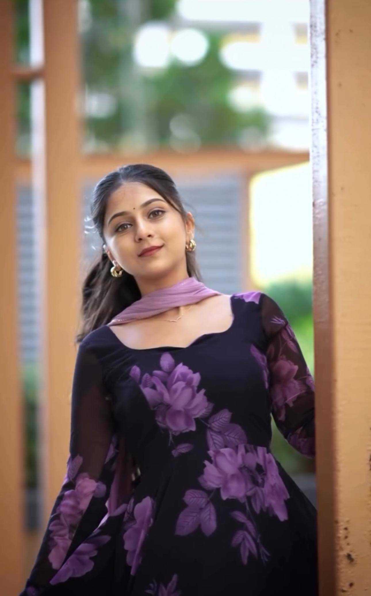 Ynf Faux Georgette KESH210 2381 Gowns Wholesale Printed Gowns Anarkali Gown Floral Print Gowns Manufacturer- Kapda Export