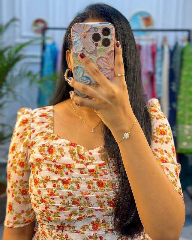 Ynf Georgette KESH210 1550 Gowns Wholesale Fancy Gowns Party Gowns Indo-Western Gowns Manufacturer- Kapda Export