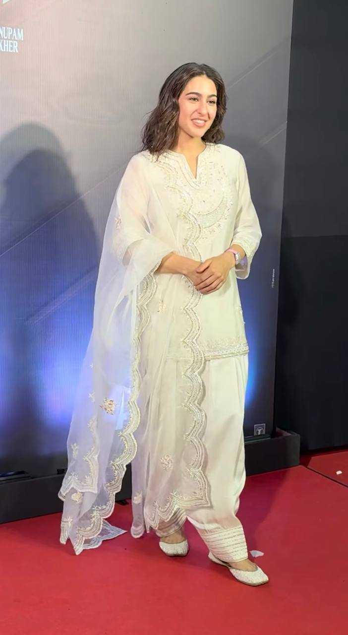 Ynf Heavy Silk KESH560 004 Suits & Dresses Bollywood Collections Wholesale Embroidery Suits Sara Ali Khan Sarees Palazzo Suit Manufacturer- Kapda Export