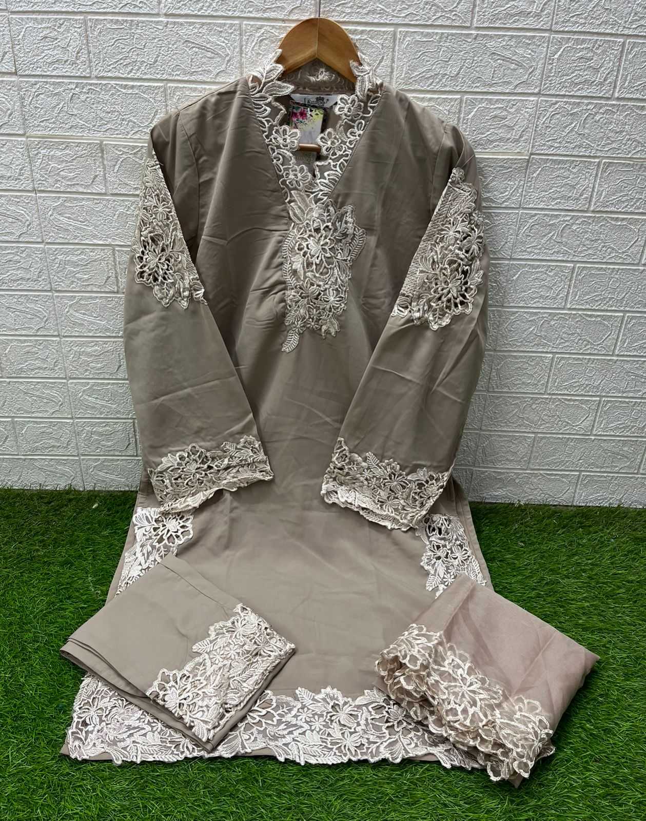 Ynf Heavy Soft KESH530 laxuria 1566 Suits & Dresses Wholesale Party Wear Dresses Embroidered Dresses Sleeveless Dresses Manufacturer- Kapda Export