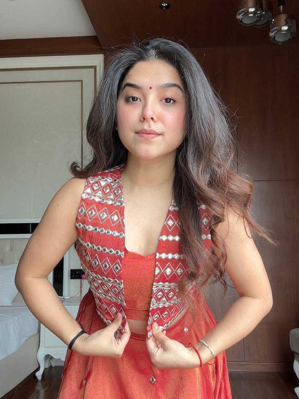 Ynf Simar silk RIN162 381 Lehengas Festive Collections Wholesale Silk Lehenga Designer Lehenga Choli Jacket Style Lehenga Manufacturer- Kapda Export