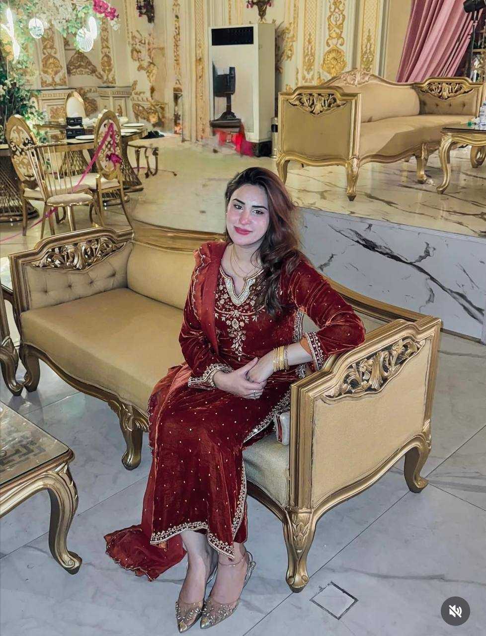 Ynf Velvet KESH506 1233 Suits & Dresses Wholesale Ladies Suits Kashmiri Suits Embroidery Suits Floor-Length Dresses Manufacturer- Kapda Export