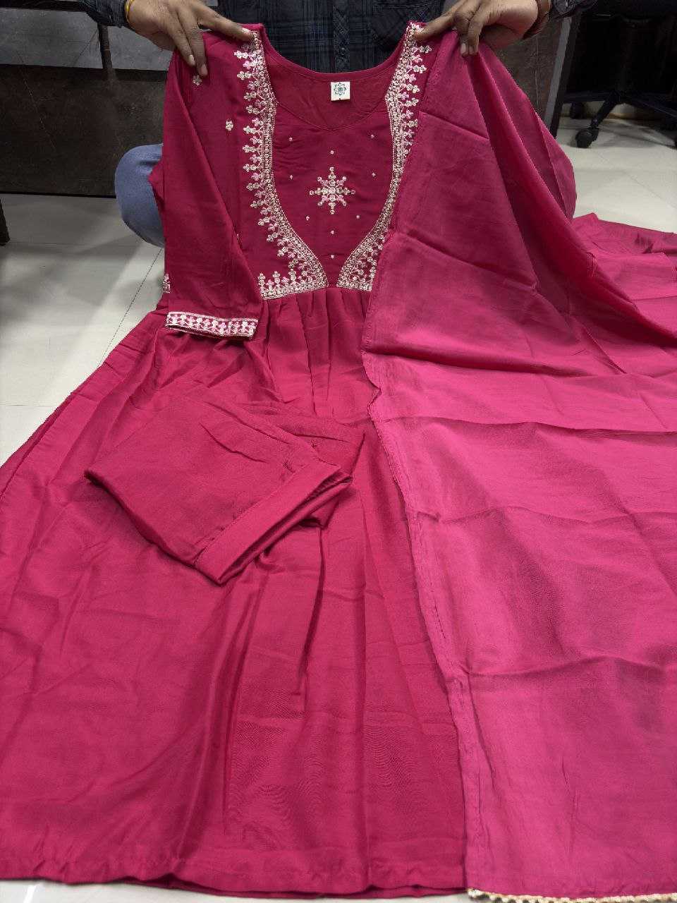 Ynf Muslin Cotton KESH654 Anarkali Suits & Dresses Wholesale Floor-Length Dresses Cotton Dresses Anarkali Dresses Manufacturer- Kapda Export