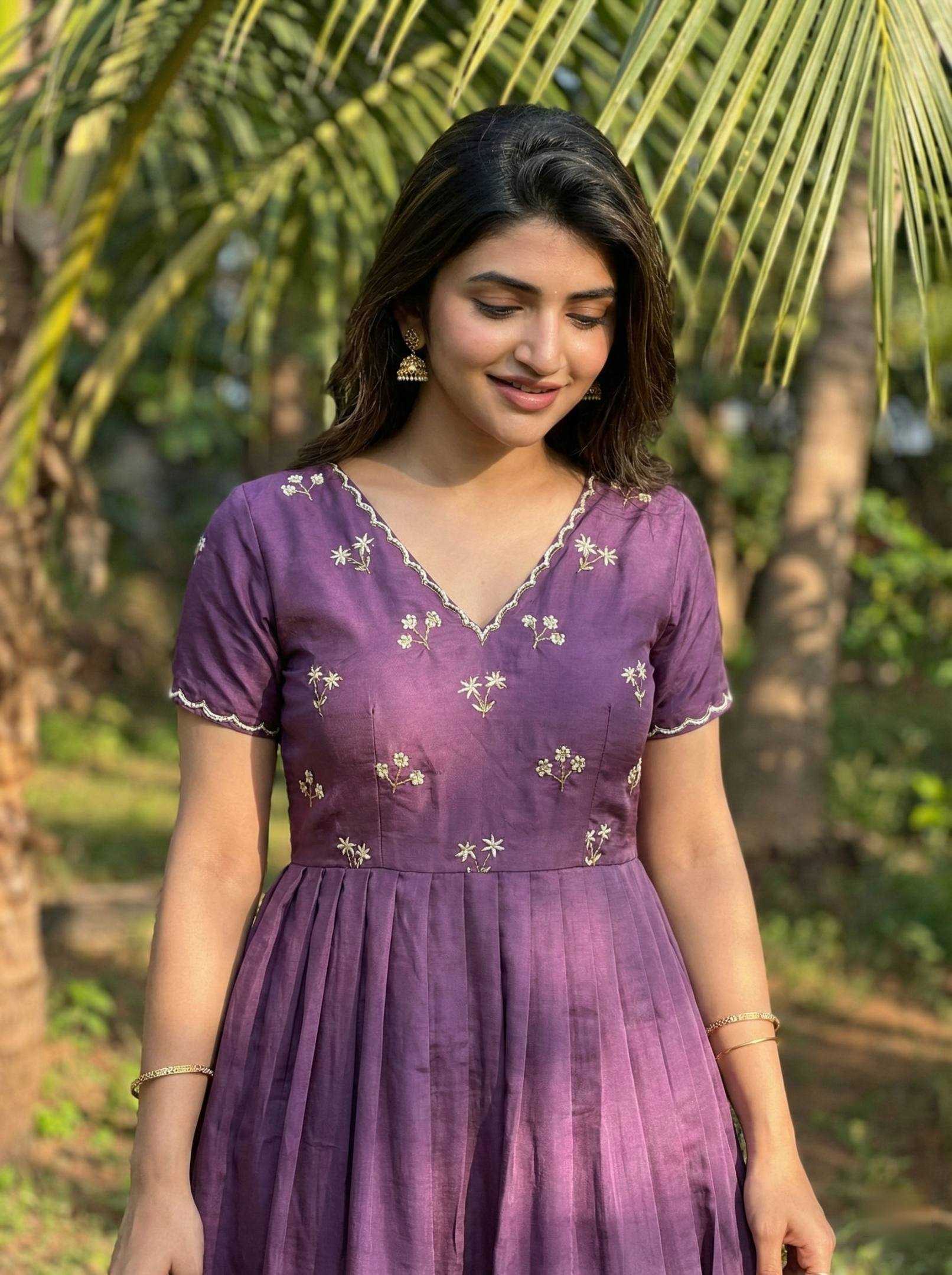 Ynf Soft Silk KESH485 110 Gowns Festive Collections Wholesale Silk Gowns Fit And Flare Gowns Simple Gowns Manufacturer- Kapda Export