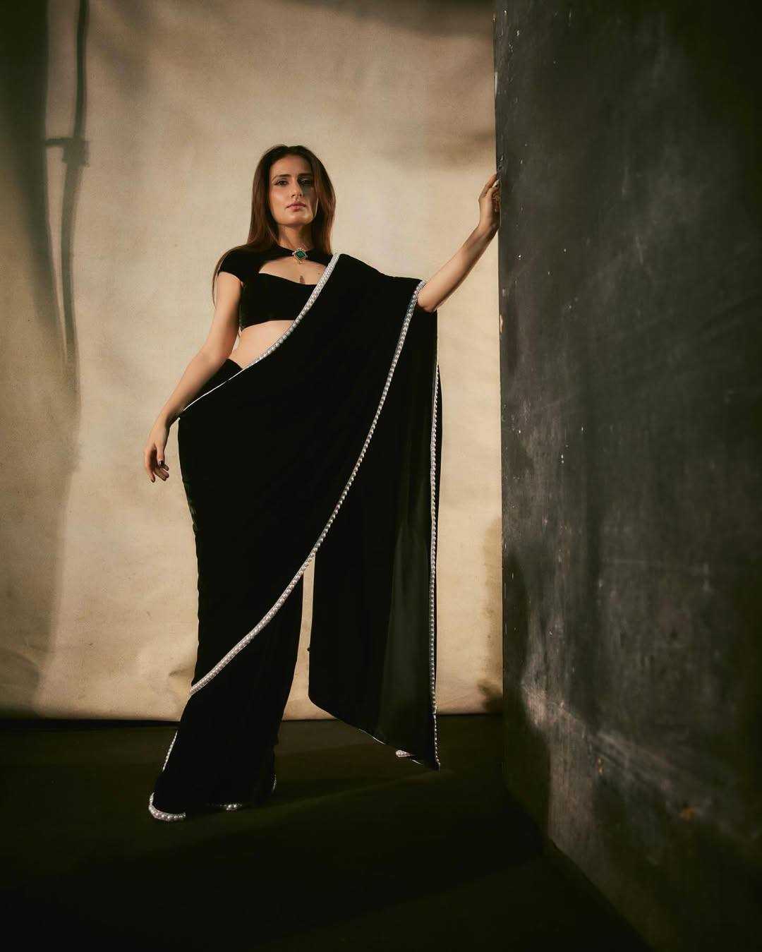 Ynf Velvet KESH621 Black Beauty Sarees Bollywood Collections Wholesale Party Wear Sarees Velvet Sarees Fatima Sana Shaikh Collections Manufacturer- Kapda Export
