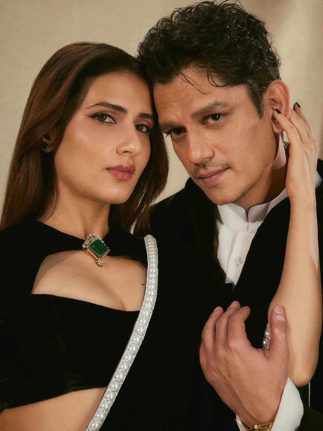 Ynf Velvet KESH621 Black Beauty Sarees Bollywood Collections Wholesale Party Wear Sarees Velvet Sarees Fatima Sana Shaikh Collections Manufacturer- Kapda Export